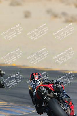 media/Dec-05-2024-Racers Edge (Thu) [[e102e0690b]]/3-B Group/Session 1 Turn 8 Backside/